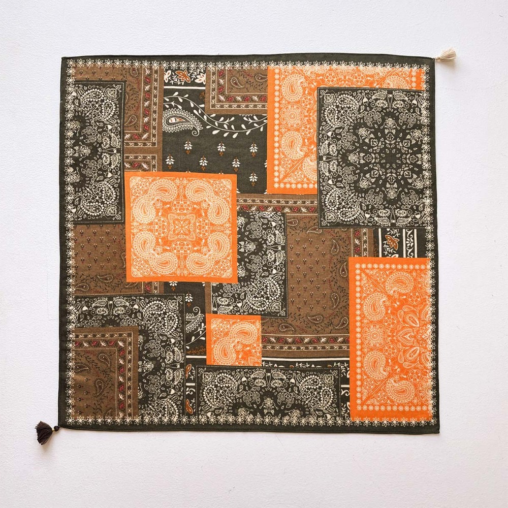Szal z frędzlami damski kwadra – Ascot Neck Scarf recenzja i cena