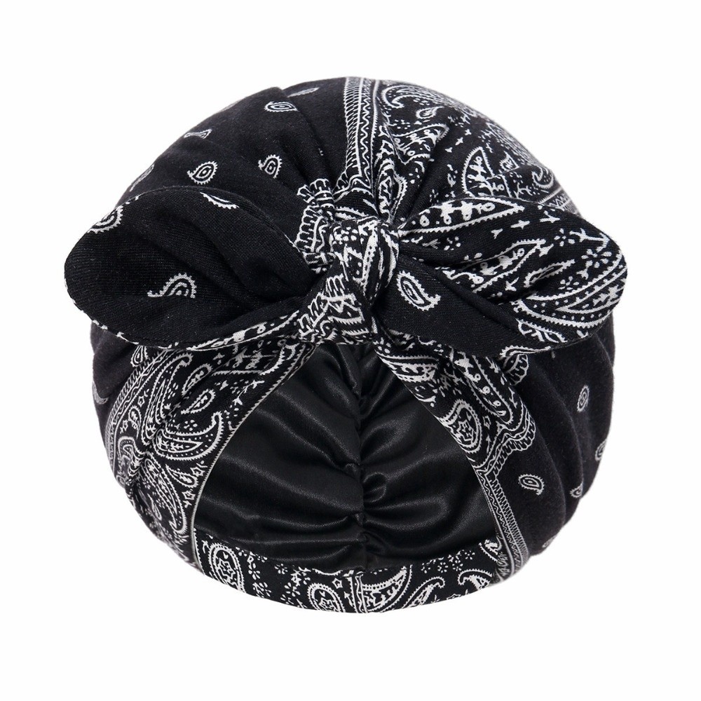 Satynowy turban z podszewką, w – Bow Tie Pre Tied recenzja i cena