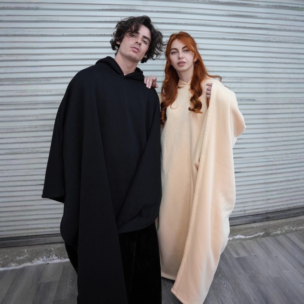 Dobrej jakości indyjska bluza  – Woven Scarf Blanket recenzja i cena